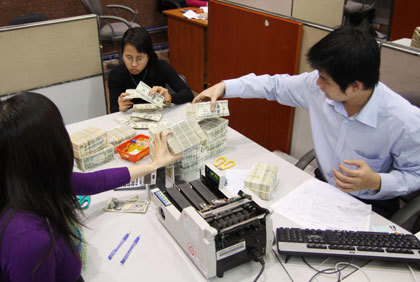 Cạnh tranh không lành mạnh của các ngân hàng Việt Nam: Nhận dạng và Đề xuất