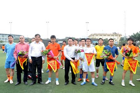 Khai mạc giải bóng đá mini thường niên Đoàn TNCS Hồ Chí Minh cơ quan Bộ Tài chính năm 2013