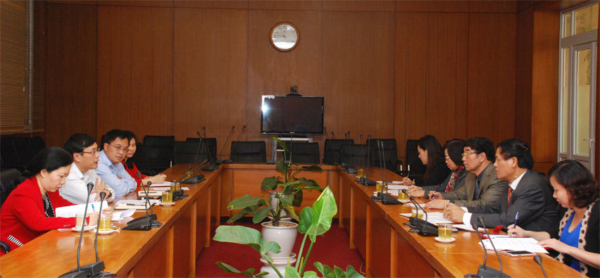 Ủy ban Chứng khoán Nhà nước làm việc với Hội Kiểm toán viên hành nghề Việt Nam 