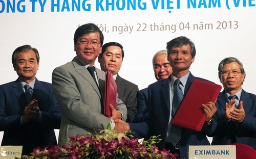 Vietnam Airlines vay Eximbank mua “giấc mơ bay”