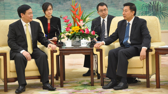 Trưởng ban Kinh tế Trung ương Vương Đình Huệ  thăm và làm việc tại Trung Quốc