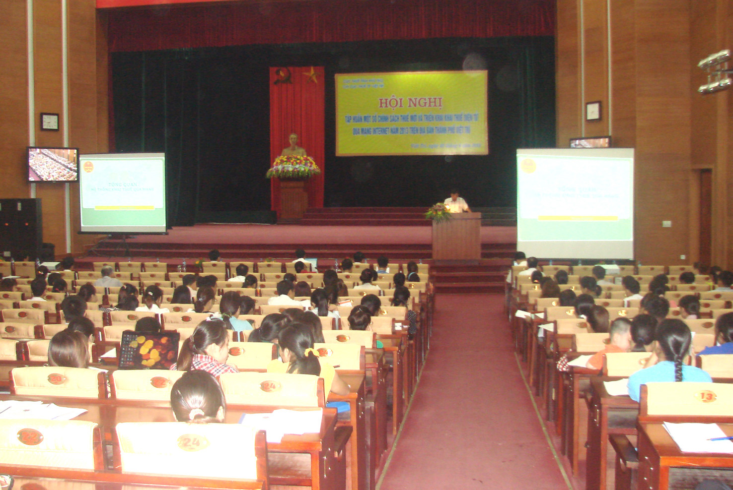  Chi cục Thuế TP. Việt Trì: Tập huấn chính sách thuế mới và kê khai thuế điện tử 