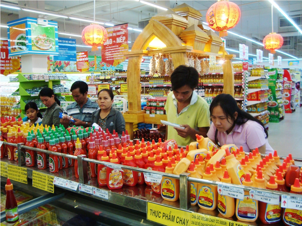 Doanh nghiệp bán lẻ Việt tự điều chỉnh trước sức ép cạnh tranh