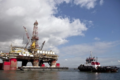 Doanh nghiệp Trung Quốc tranh nhau mỏ dầu lớn nhất thế giới