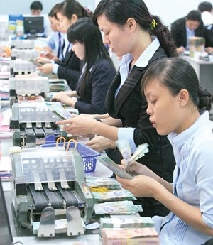 Vốn ra thị trường: Càng đẩy càng khó