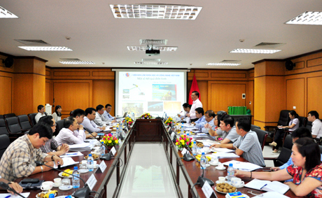 Bộ trưởng Đinh Tiến Dũng làm việc với Viện Hàn lâm Khoa học và Công nghệ Việt Nam 