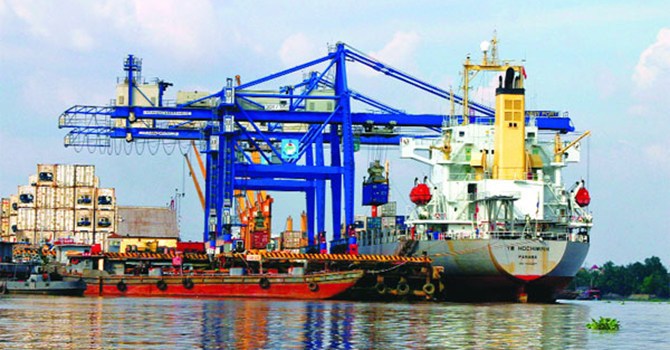Khẩn trương công bố danh mục hàng hóa xuất nhập khẩu nhằm rút ngắn thời gian thông quan