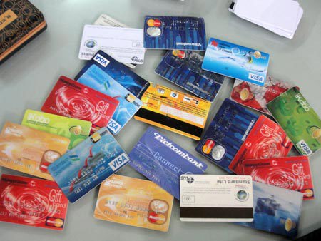 Phòng chống việc thanh toán thẻ quốc tế giả mạo