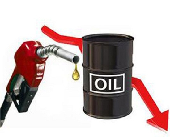 Giá dầu giảm dưới 48 USD/thùng, Việt Nam có ngừng khai thác?