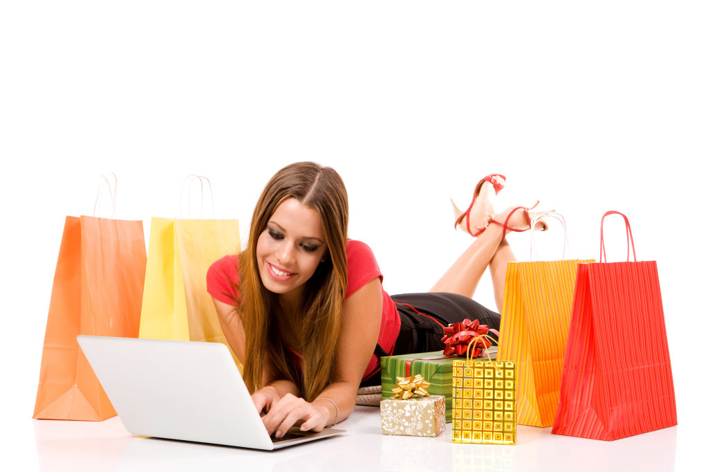 Xu hướng mua sắm trực tuyến ngày càng thông dụng