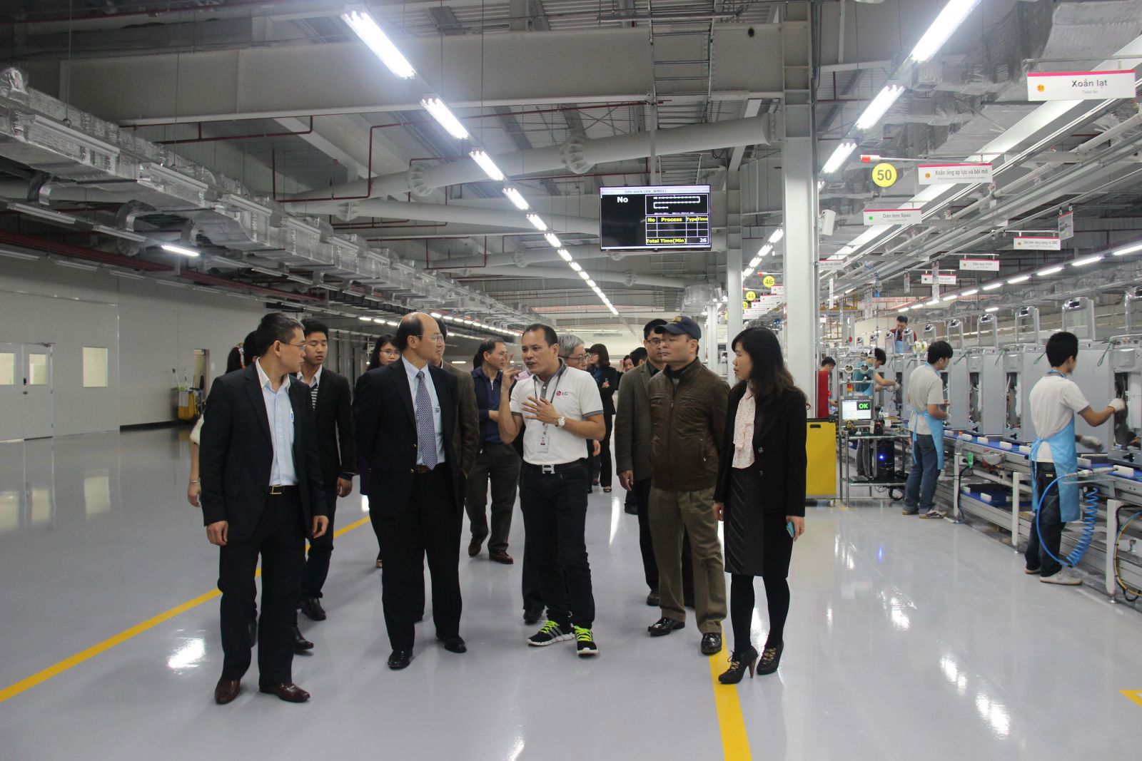LG khai trương nhà máy "tỷ đô" tại Hải Phòng