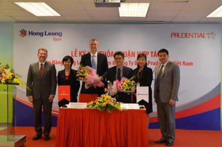 Prudential Việt Nam và Ngân hàng HLBVN thiết lập quan hệ đối tác