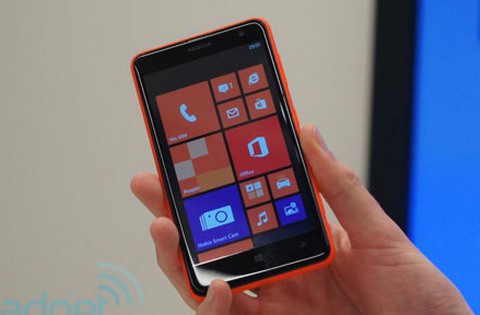 Lumia 625 chính thức ra mắt, giá hơn 6 triệu