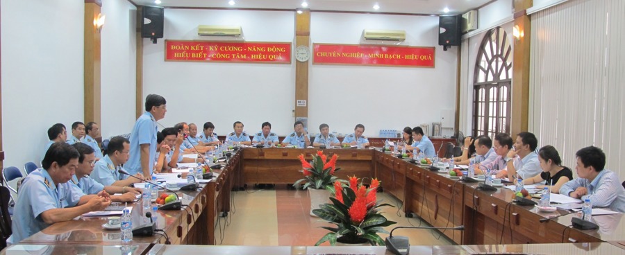 Hội đồng tư vấn cải cách thủ tục hành chính làm việc với Hải quan TP. Hồ Chí Minh
