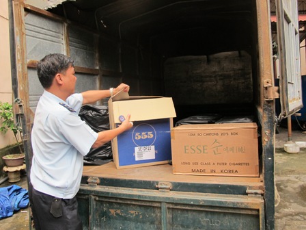 Hải quan Quảng Ninh bắt giữ 200 thùng thuốc lá điếu nhập lậu
