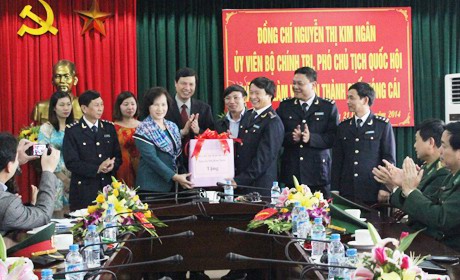 Hải quan Móng Cái vinh dự đón Ủy viên Bộ Chính trị, Phó Chủ tịch Quốc hội Nguyễn Thị Kim Ngân
