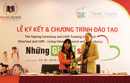 Vinschool ký hợp tác với Trung tâm nghiên cứu và Tư vấn về Giá trị sống