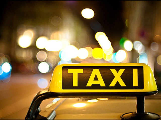  Từ 1/7/2015, taxi phải gắn “hộp đen”