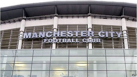 Ông chủ "Man xanh" chi cả tiền đầu tư cho thành phố Manchester