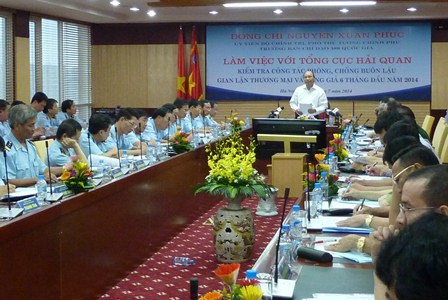  Phó Thủ tướng Nguyễn Xuân Phúc: Xử lý nghiêm hành vi bảo kê buôn lậu