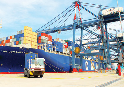 Doanh nghiệp ưu tiên trong lĩnh vực hải quan - Tạo thông thoáng trong hoạt động xuất nhập khẩu