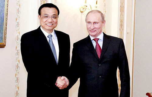 Trung Quốc đem “quà” tặng Nga: Được cả “tiếng” lẫn “miếng” 