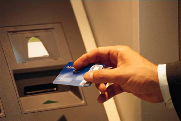  ATM hết tiền bị phạt đến 15 triệu đồng