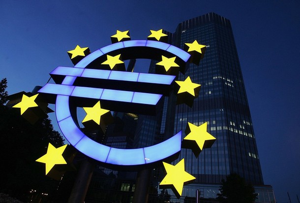 ECB: Ngăn chặn giảm phát trong Eurozone