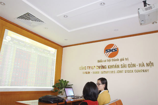 Công ty chứng khoán tìm... "vị ngọt trong viên kẹo đắng"