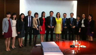 2 ngân hàng Việt Nam đạt giải “Ngân hàng có chất lượng thanh toán quốc tế xuất sắc năm 2012” 