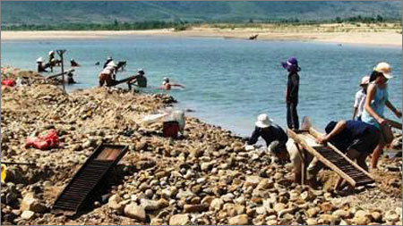  Buông lỏng quản lý khai thác khoáng sản ở Phú Yên 