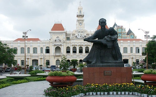 TP. Hồ Chí Minh muốn tách 13 quận thành chính quyền riêng biệt