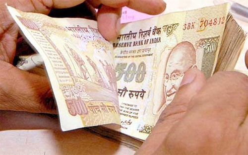 Ấn Độ kêu gọi kiều dân "cứu" đồng Rupee