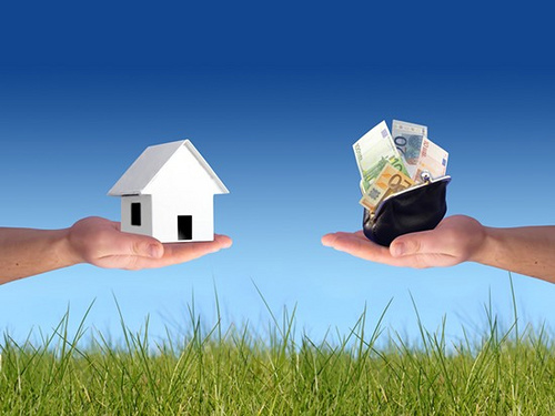 Trung gian tài chính bất động sản: Công cụ tránh rủi ro cho người mua