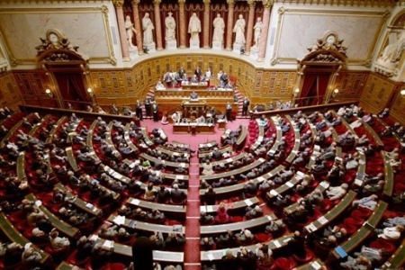 Quốc hội Pháp thực hiện việc "đóng băng" ngân sách