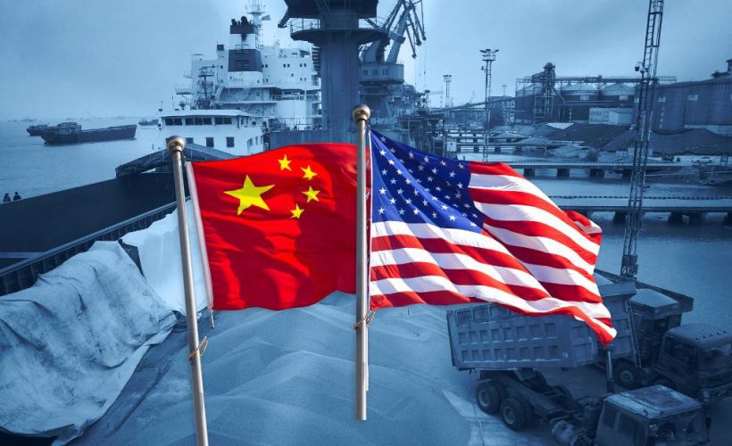 [Infographic] Nhìn lại 1 năm cuộc chiến thương mại Mỹ-Trung