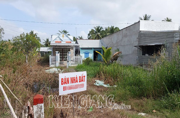 Hiện thị trường bất động sản trên địa bàn tỉnh Kiên Giang khá trầm lắng. Ảnh Đông Hưng