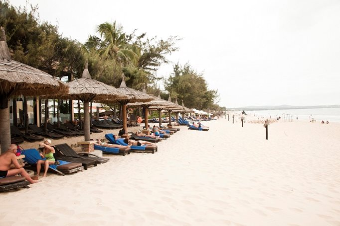 Bình Thuận hướng tới mục tiêu đưa du lịch trở thành ngành kinh tế mũi nhọn của địa phương. Ảnh: DQ