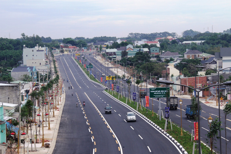 Đường Mỹ Phước - Tân Vạn nối dài, đoạn Mỹ Phước - Bàu Bàng. Ảnh Ngọc Thanh