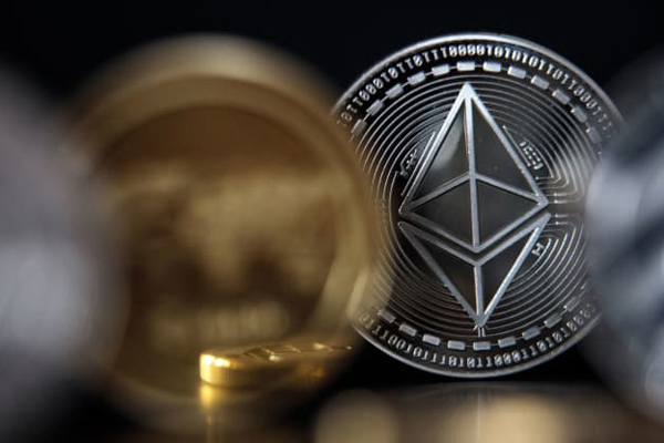 Ethereum đã tăng vượt ngưỡng 3.000 USD xác lập kỷ lục mới.