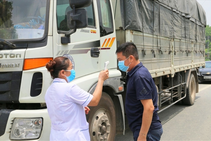 TP. Hồ Chí Minh phối hợp cùng các tỉnh thành tạo điều kiện thuận lợi cho hoạt động lưu thông hàng hóa nhưng vẫn đảm bảo an toàn chống dịch