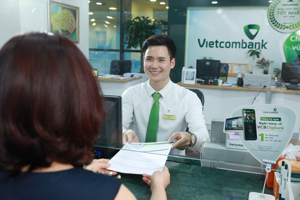 Khi sở hữu thẻ tín dụng doanh nghiệp Vietcombank, doanh nghiệp sẽ được cấp hạn mức tín dụng với thời gian miễn lãi dài nhất và lên đến 57 ngày