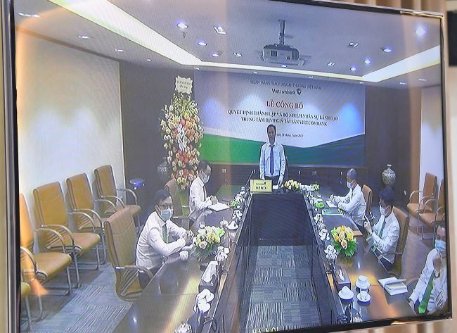 Ông Nguyễn Đình Thắng – tân Giám đốc Trung tâm Định giá tài sản Vietcombank phát biểu nhận nhiệm vụ