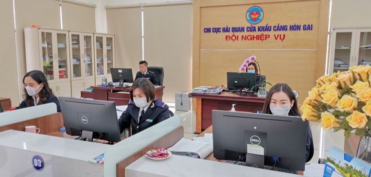 Công nghệ thông tin đã được ứng dụng toàn diện trong tất cả các lĩnh vực nghiệp vụ tại Cục Hải quan Quảng Ninh