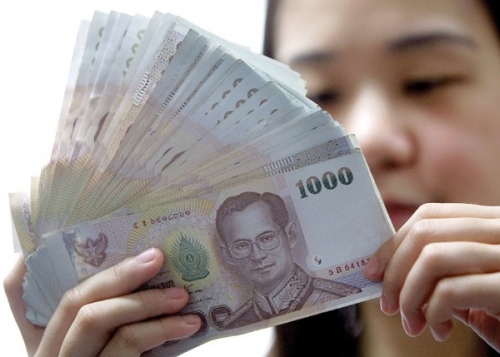  Thái Lan nói rằng gói kích thích kinh tế trị giá 400 tỷ baht (12,7 tỷ USD) để chống đỡ nền kinh tế.