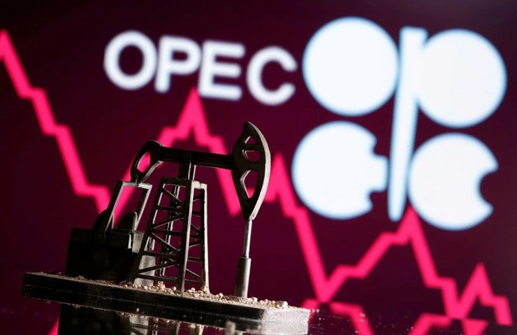 Giá dầu thoát khỏi đáy của phiên giao dịch ngày đầu tuần và tăng nhẹ hôm nay (23/8). Ảnh: Reuters.