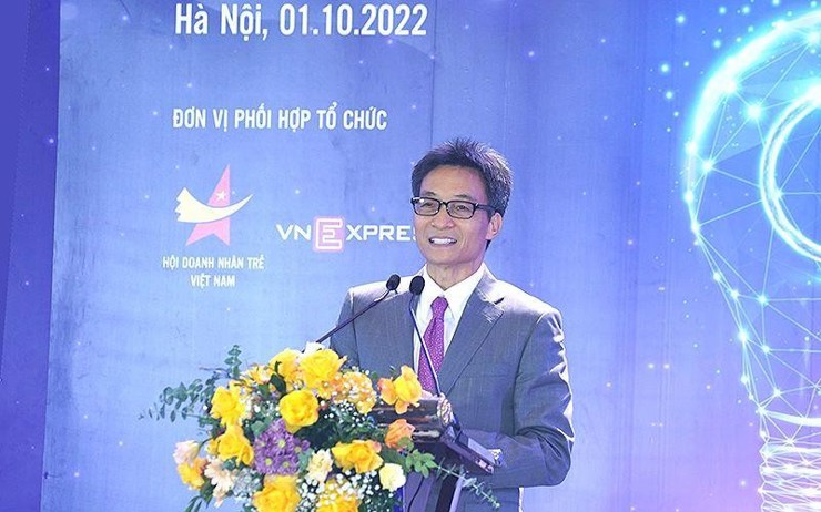 Phó Thủ tướng Chính phủ Vũ Đức Đam phát biểu ý kiến tại Diễn đàn.