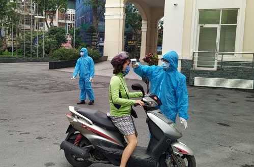 Tổng cục Thuế yêu cầu các đơn vị thuộc và trực thuộc phổ biến, quán triệt đến toàn bộ cán bộ, công chức, viên chức, người lao động thực hiện các công tác cần thiết trong phòng chống dịch.