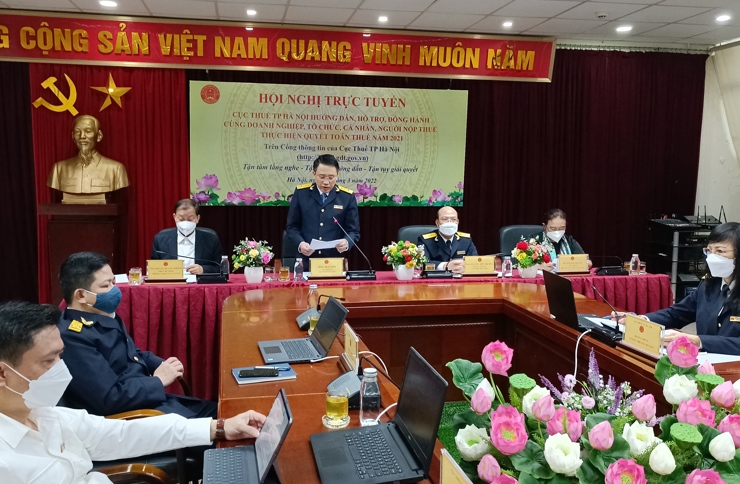 Cục trưởng Cục Thuế TP. Hà Nội Mai Sơn phát biểu khai mạc Chương trình trực tuyến giải đáp chính sách thuế và các thủ tục hành chính thuế.