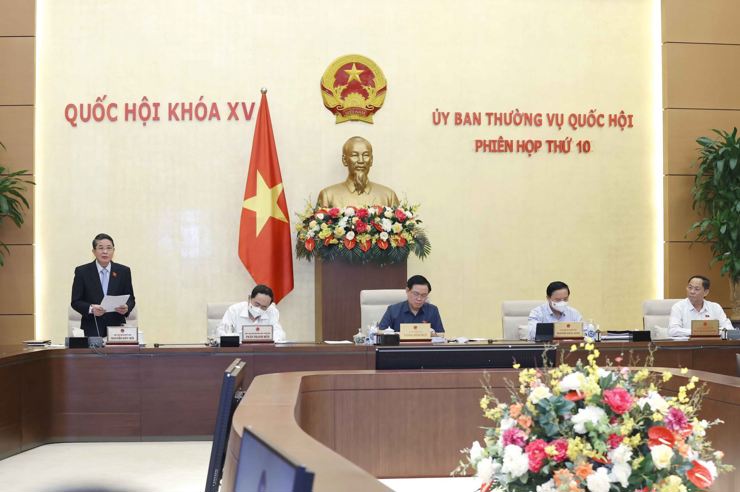 Ngày 25/4, Uỷ ban Thường vụ Quốc hội cho ý kiến về báo cáo của Chính phủ về kết quả thực hành tiết kiệm, chống lãng phí năm 2021.